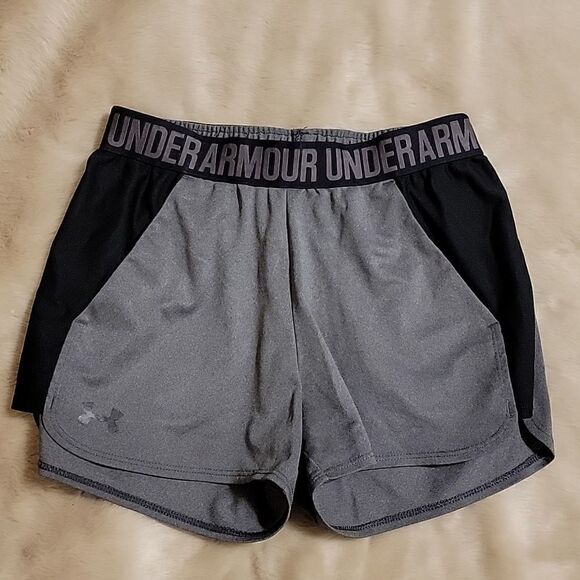 UNDER ARMOUR PLAY UP CHARCOAL SHORTS, SIZE XS - Picture 1 of 5